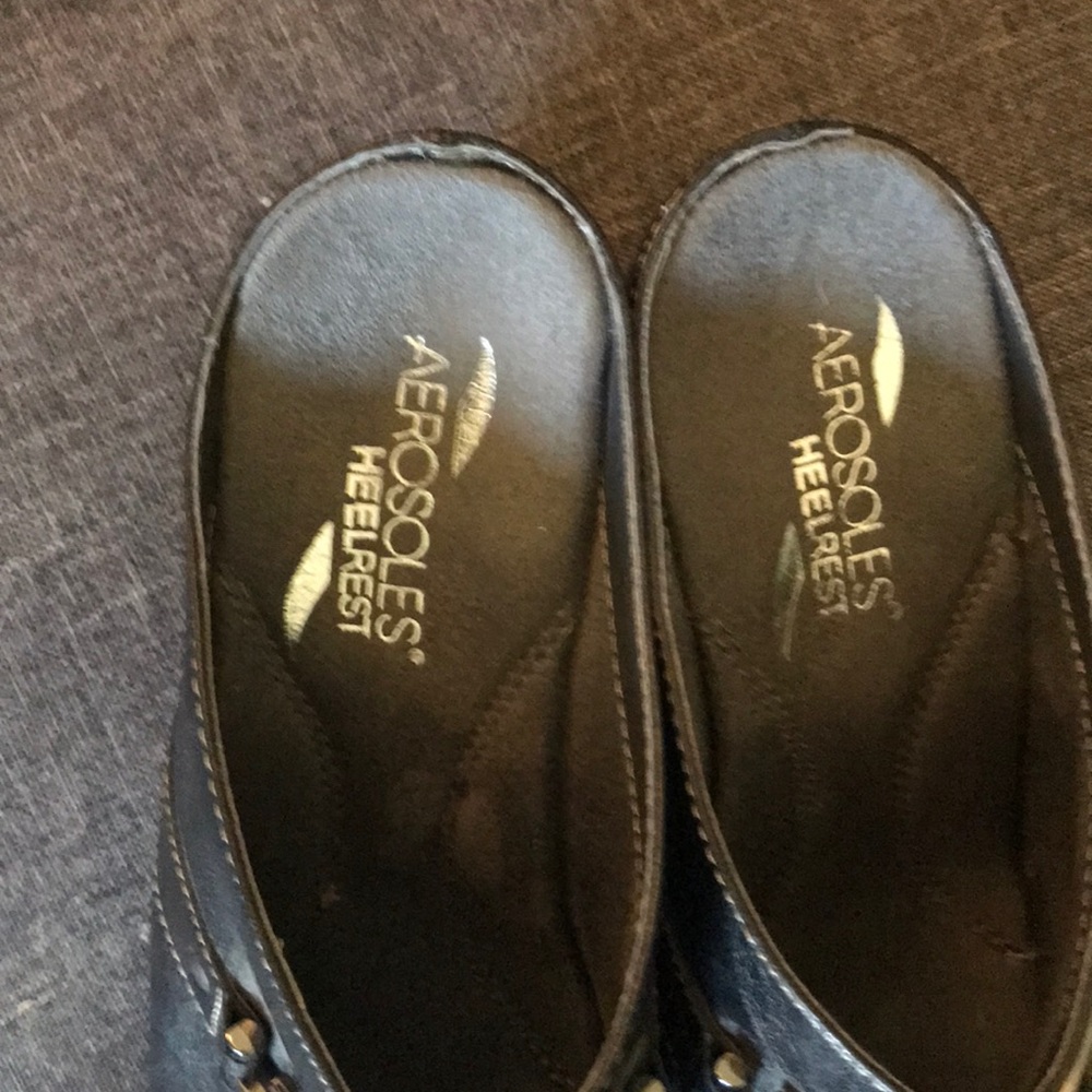 Shoes - Picture 3 of 4
